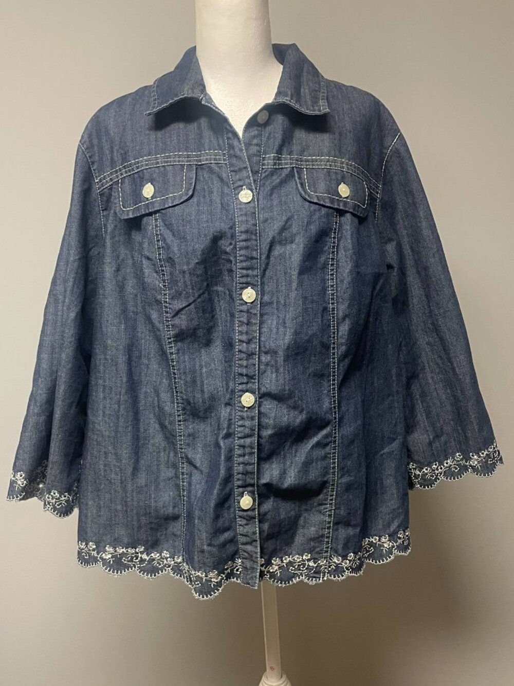 CJBanks Womens 1X Denim Chambray Jacket Embroidered Lace Cotton Blend